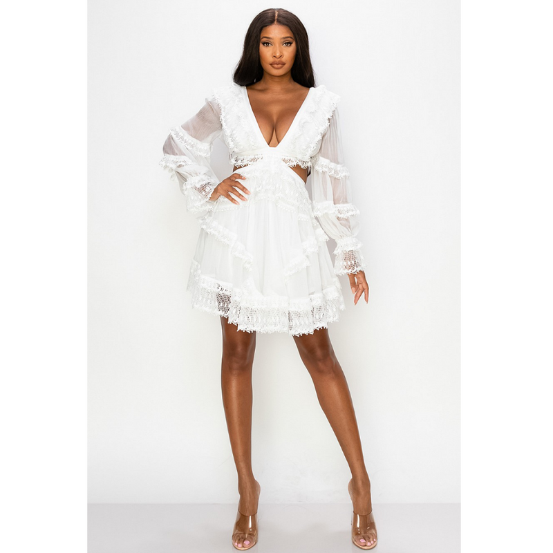 White long sales sleeve chiffon dress